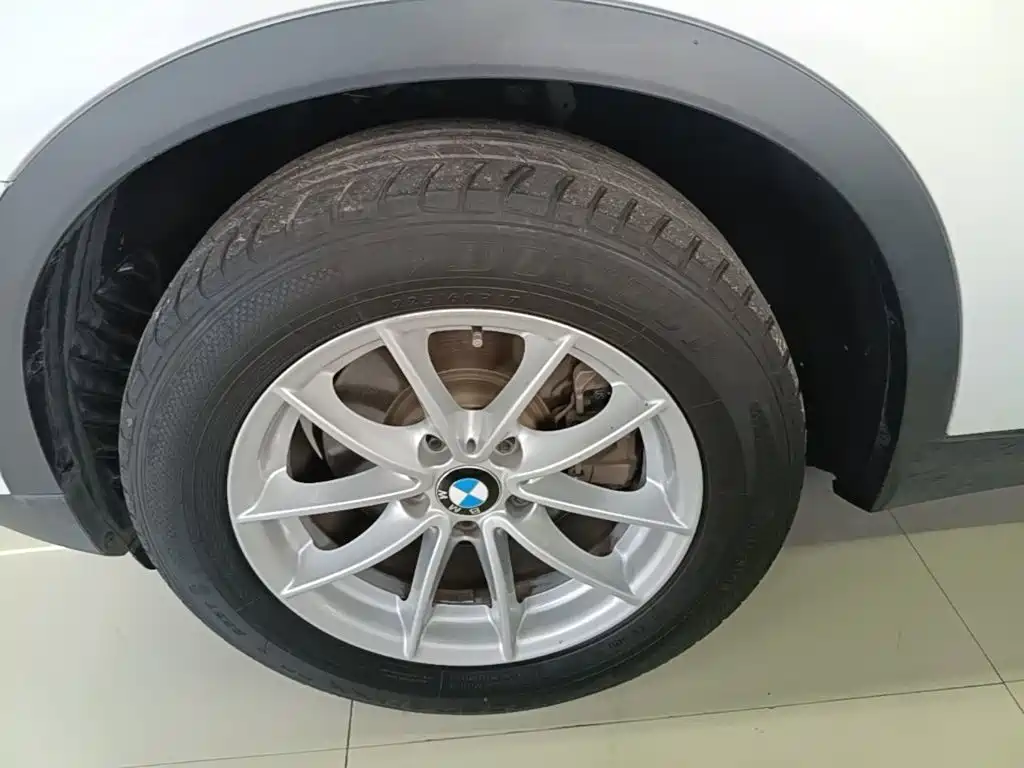 BMW X3 (Import) — миниатюра 23