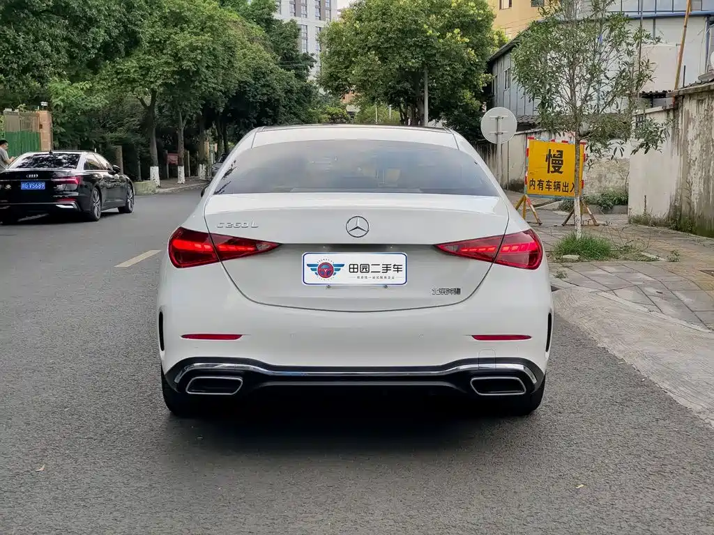 Mercedes-Benz C-Class — миниатюра 5