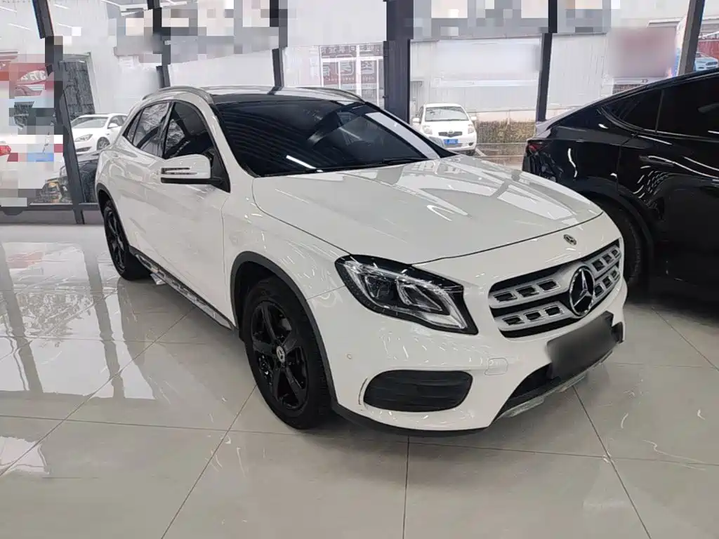 Mercedes-Benz GLA — миниатюра 4