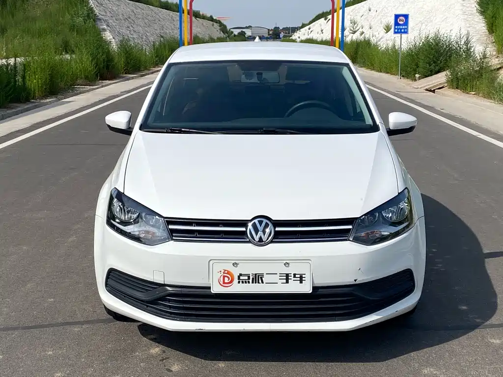 Volkswagen Polo — миниатюра 2