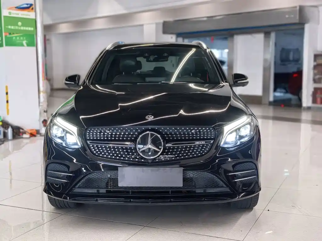 Mercedes-Benz GLC AMG — миниатюра 2