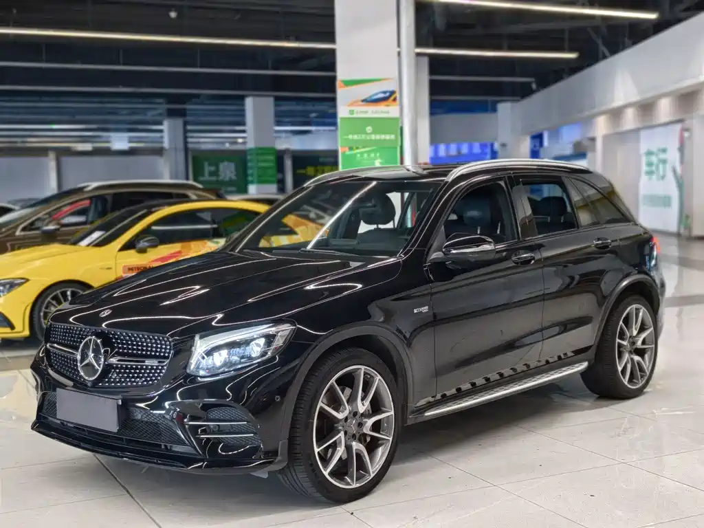 Mercedes-Benz GLC AMG