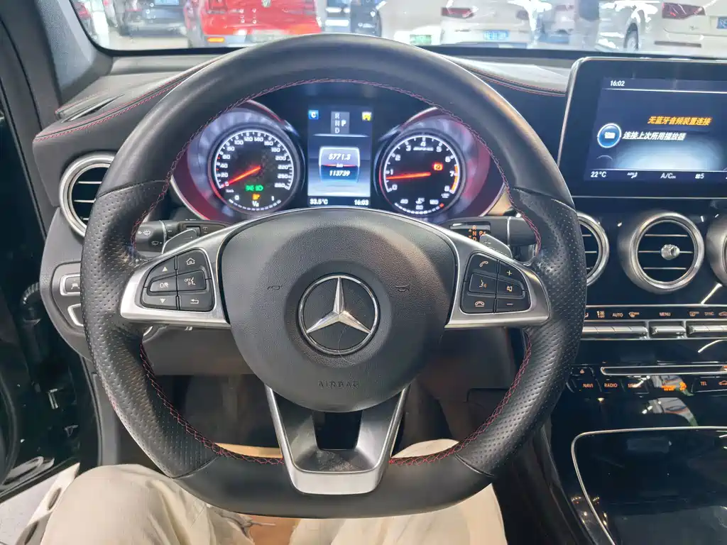 Mercedes-Benz GLC AMG — миниатюра 11