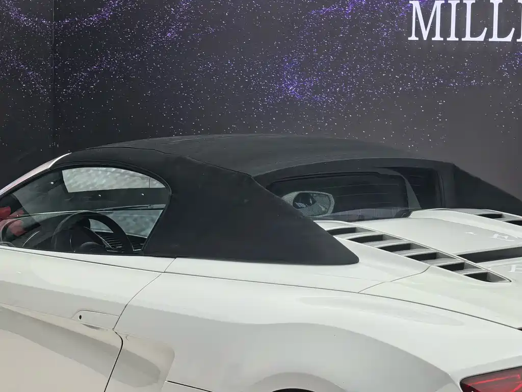Audi R8 — миниатюра 24