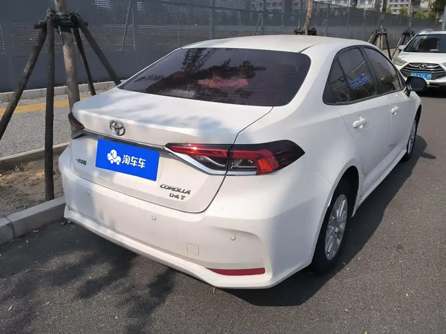 Toyota Corolla — миниатюра 3