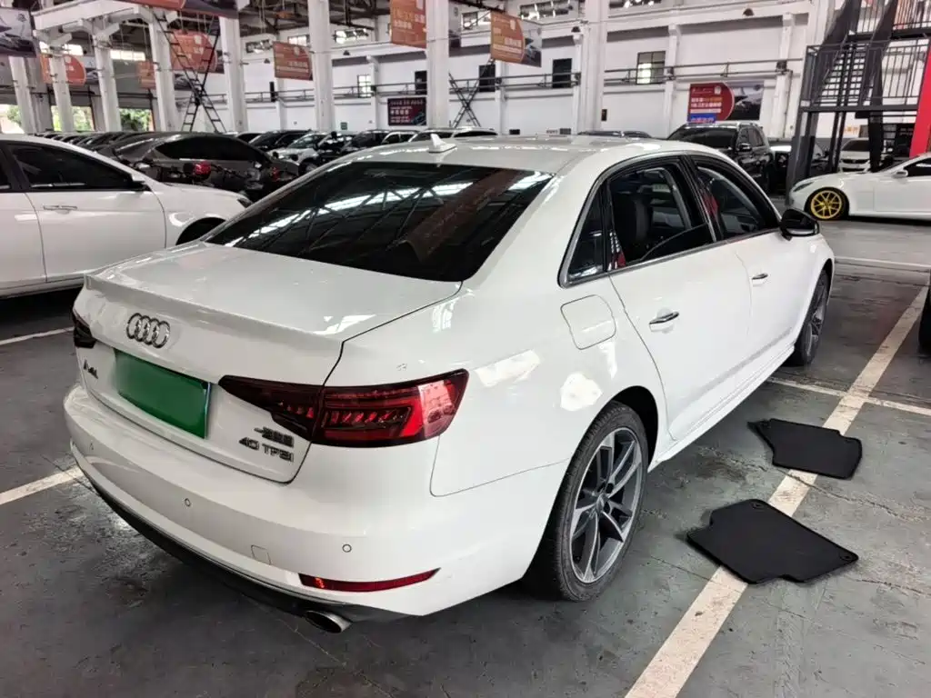 Audi A4L — миниатюра 7