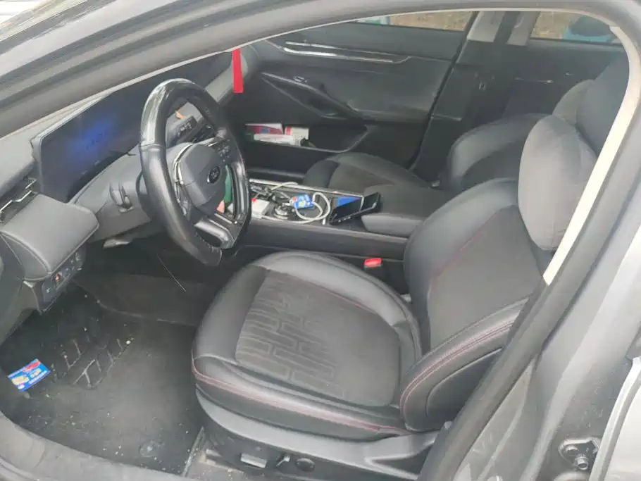Ford Mondeo — миниатюра 9