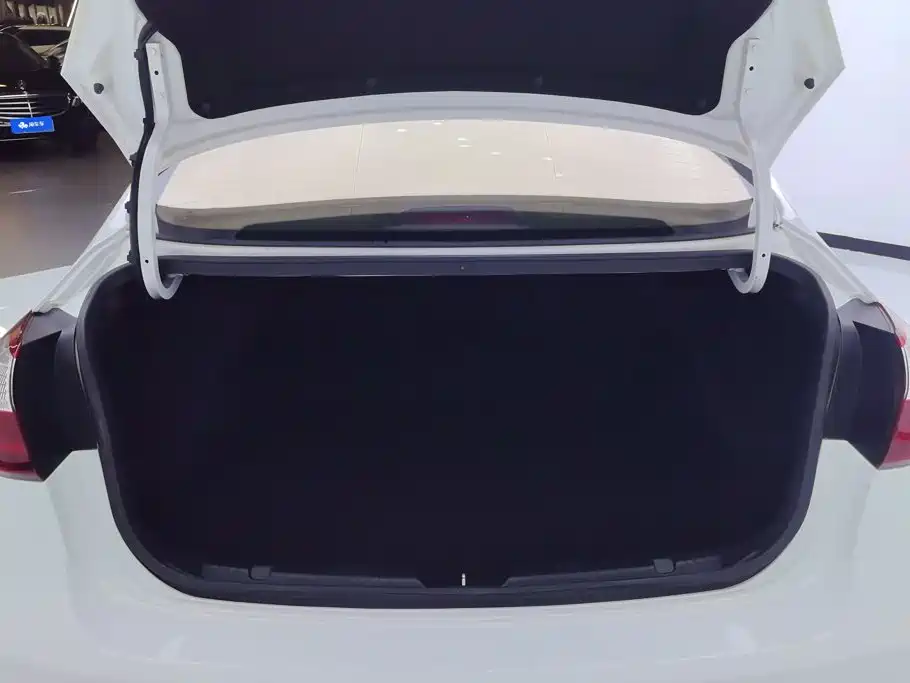 Kia K3 — миниатюра 4