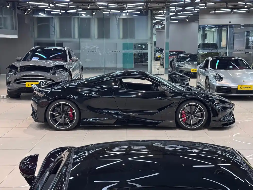 McLaren 720S — миниатюра 3