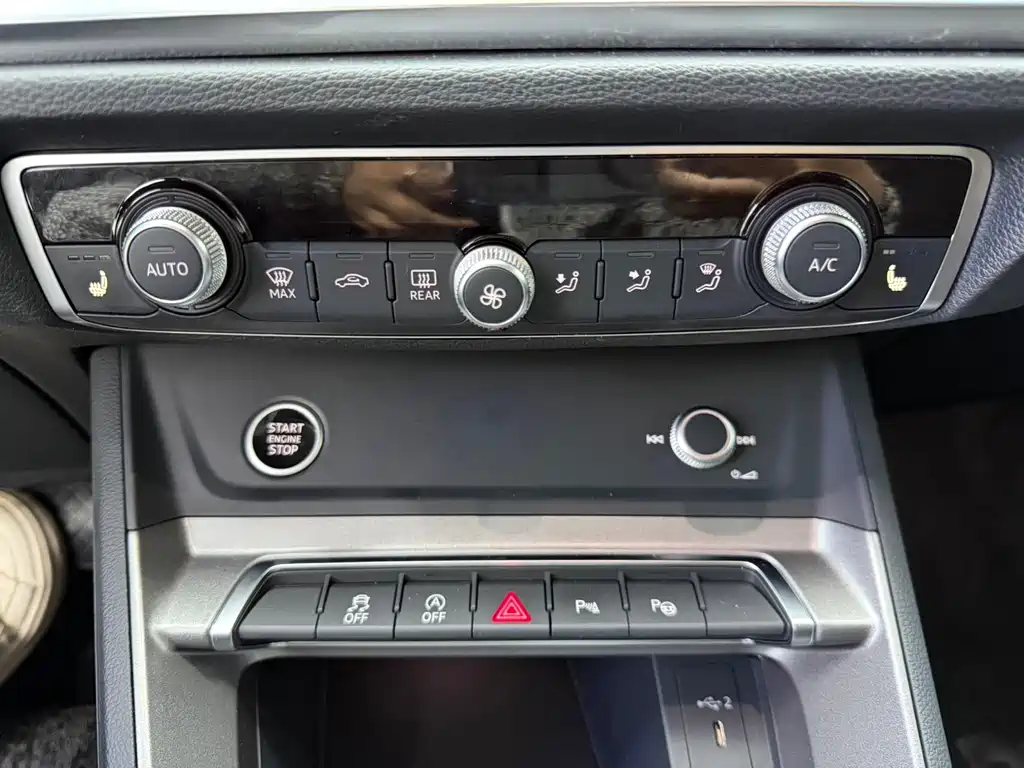 Audi Q3 — миниатюра 12