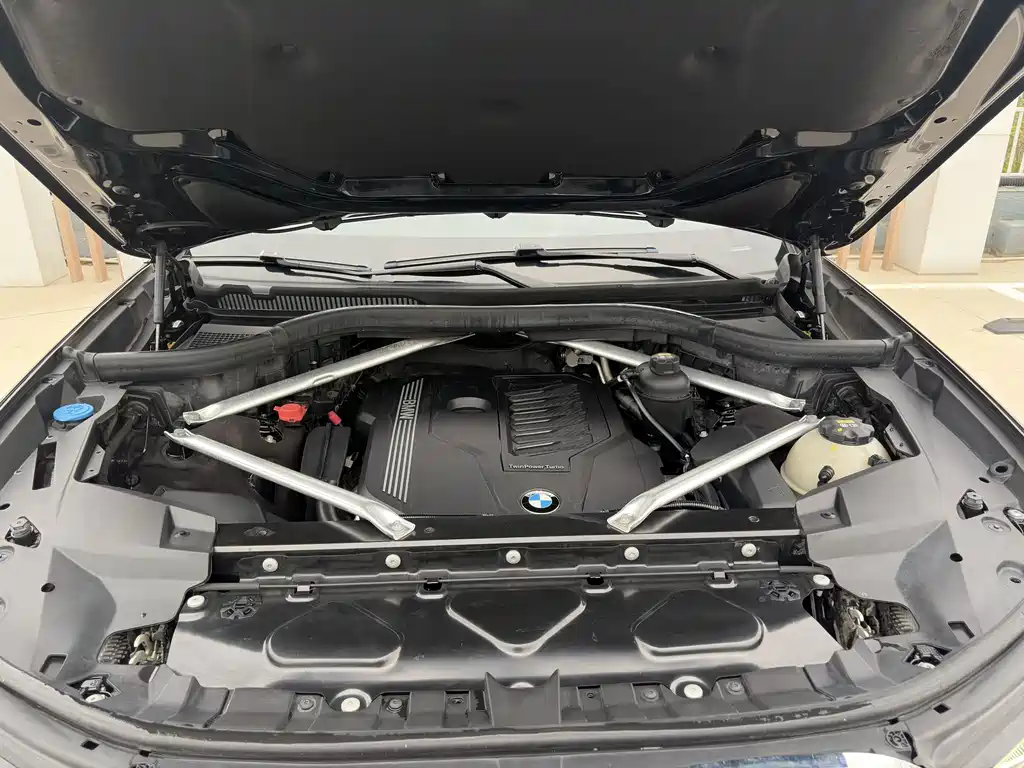 BMW X7 — миниатюра 9