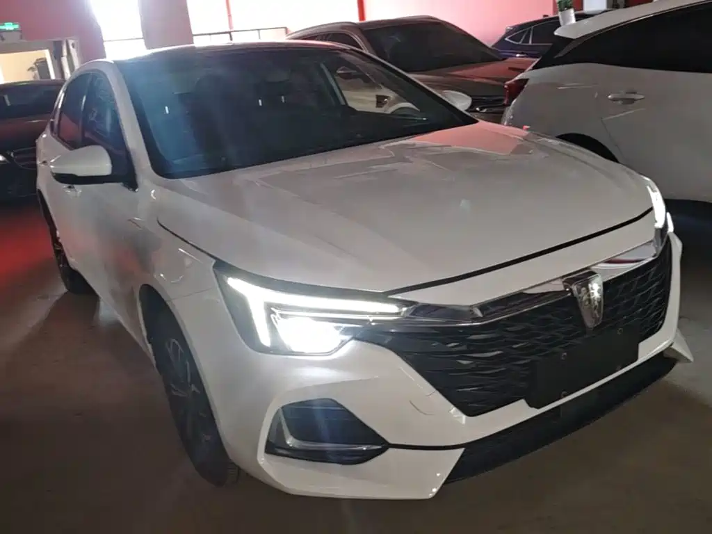 Roewe i6 MAX New Energy — миниатюра 4