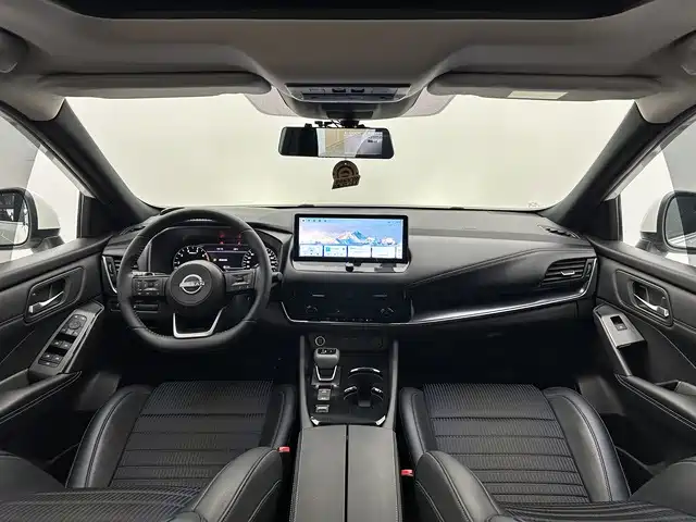 Nissan Qashqai — миниатюра 9