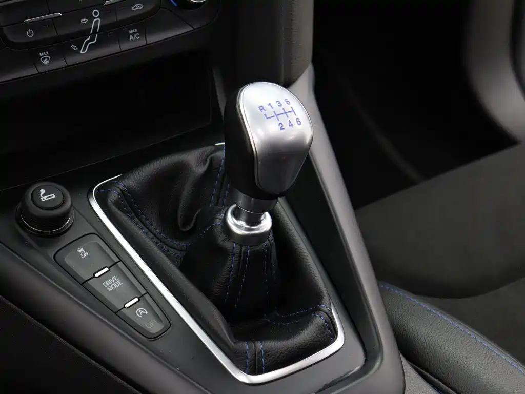 Ford Focus (Import) — миниатюра 9