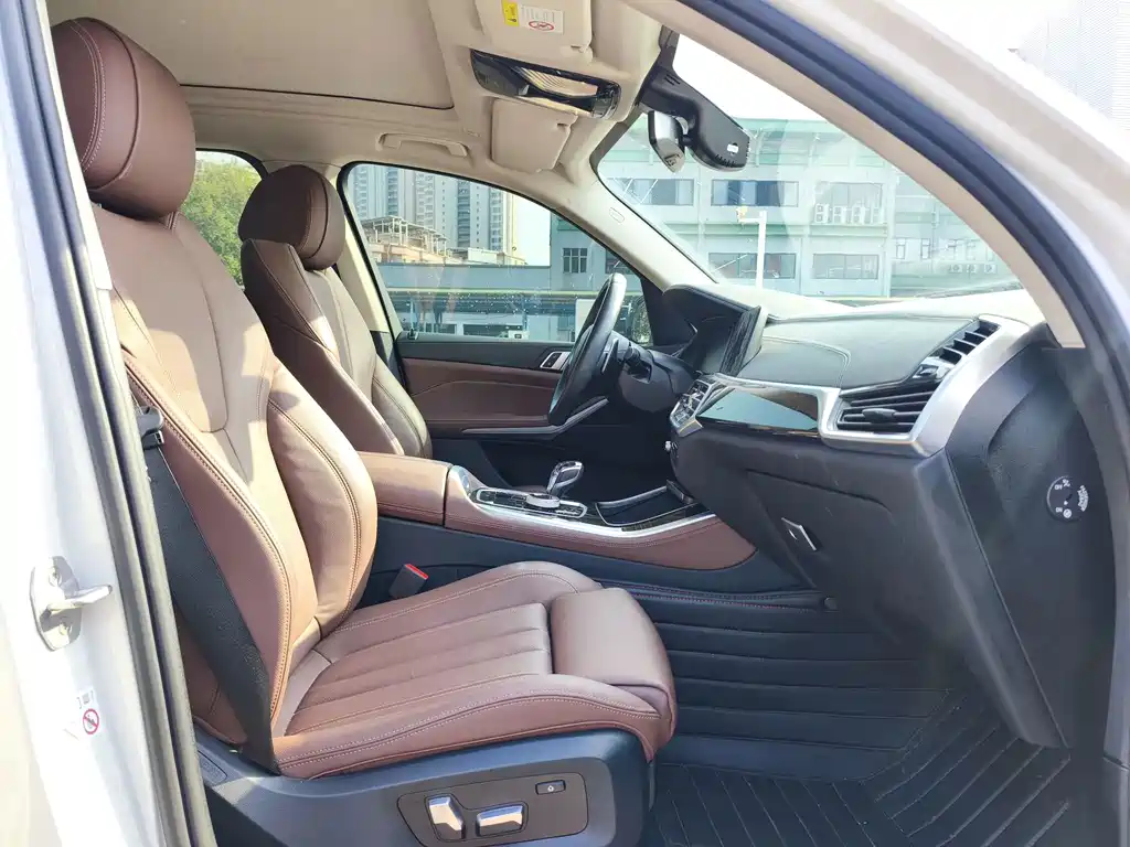 BMW X5 (Import) — миниатюра 8