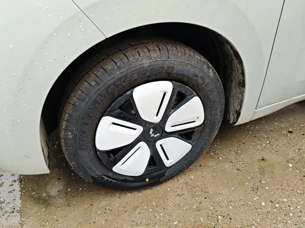 Wuling MINIEV — миниатюра 23