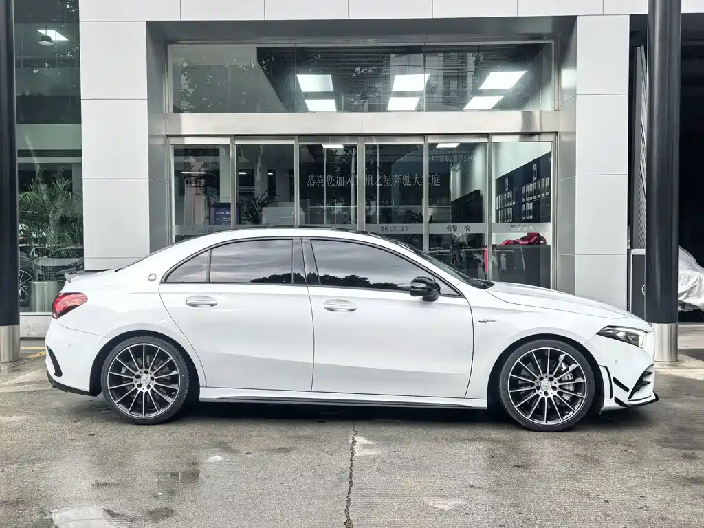 Mercedes-Benz A-Class AMG — миниатюра 4