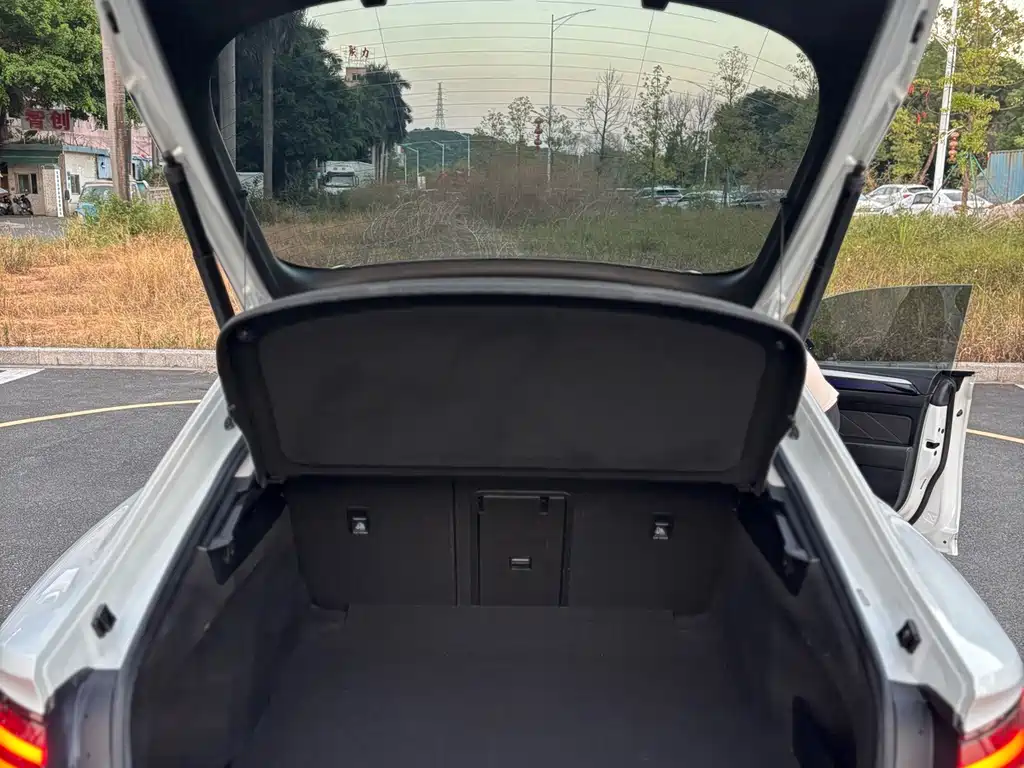 Volkswagen CC — миниатюра 28