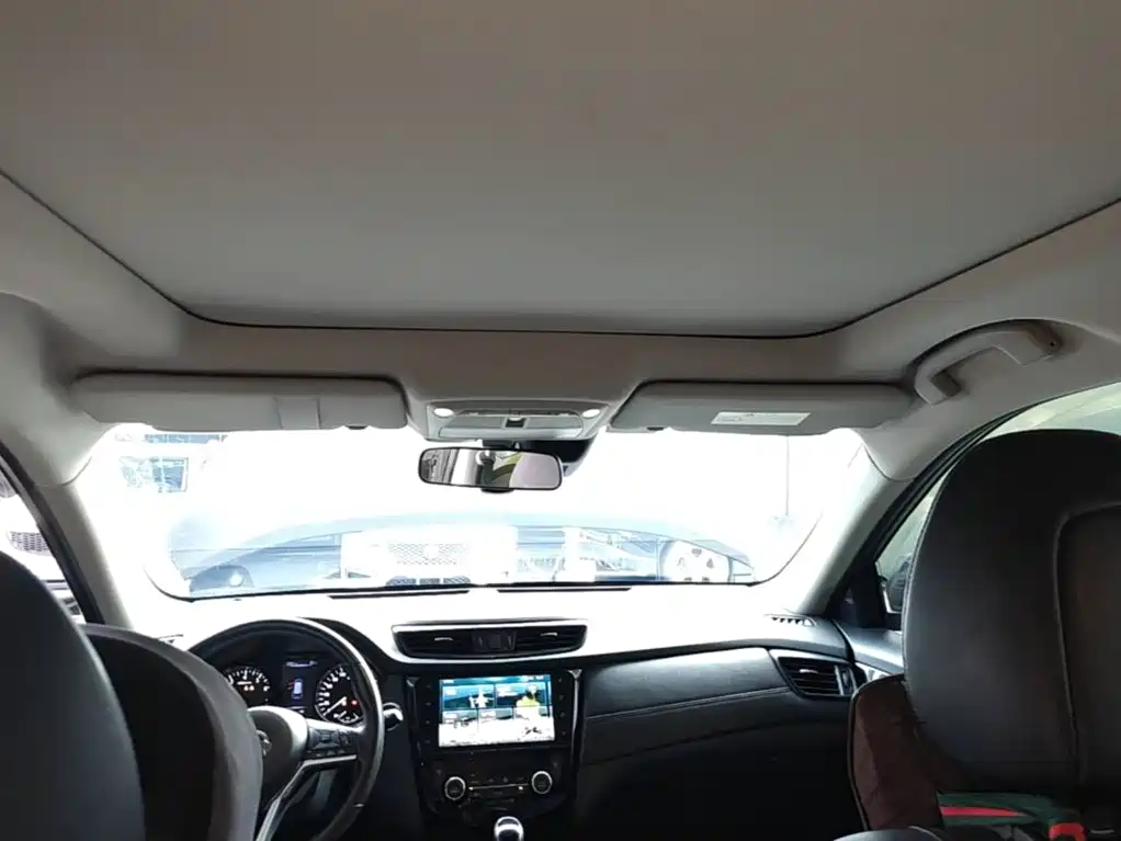 Nissan X-Trail — миниатюра 18