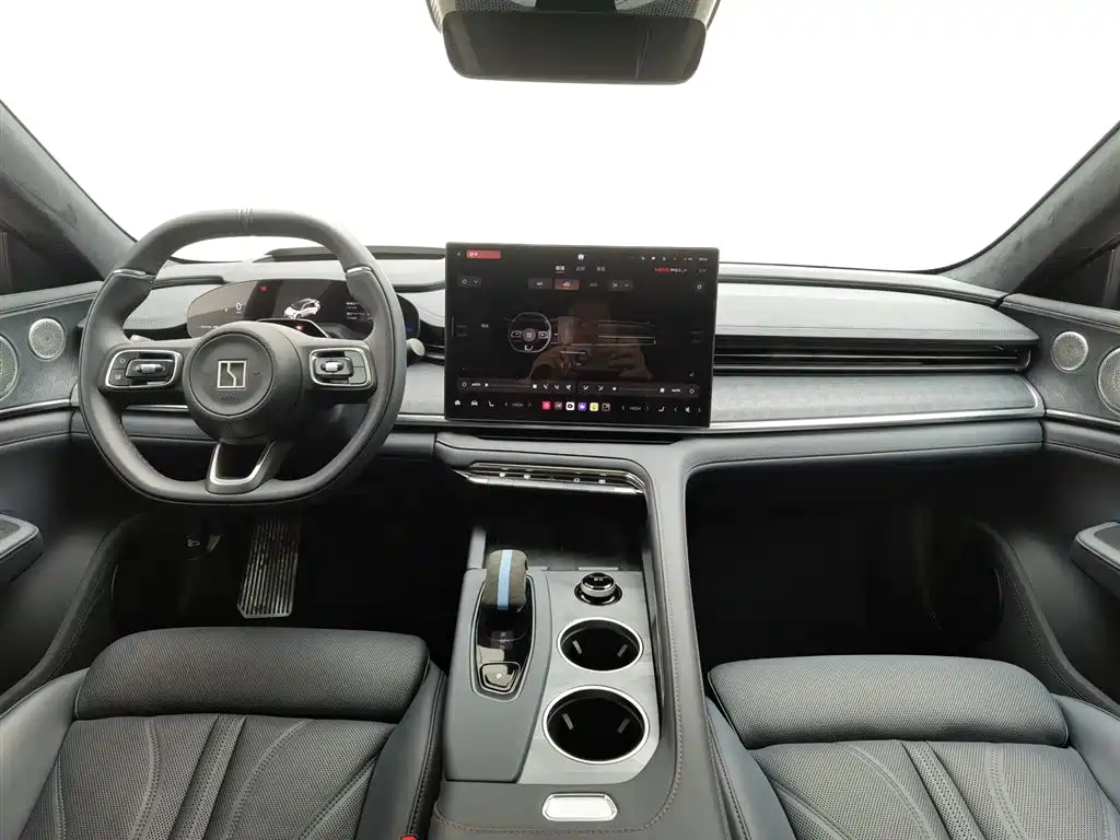 ZEEKR EXTREME KRYPTON 001