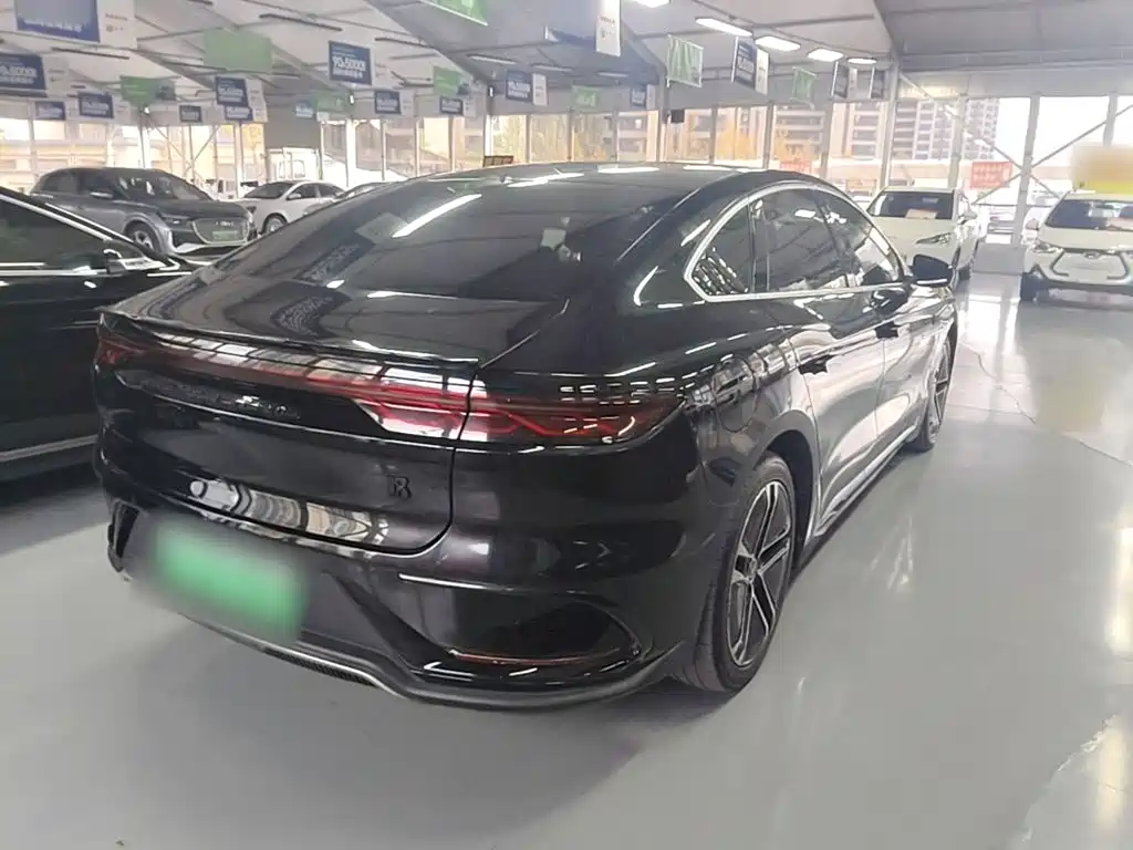 BYD Han — миниатюра 7