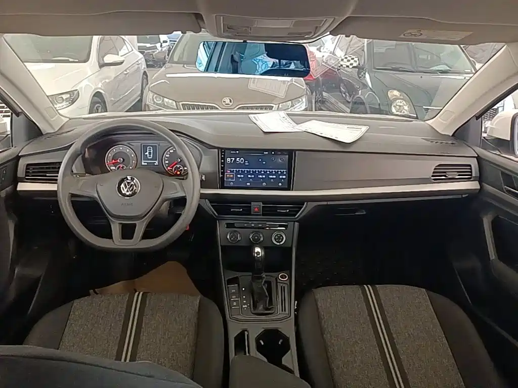 Volkswagen Lavida — миниатюра 10