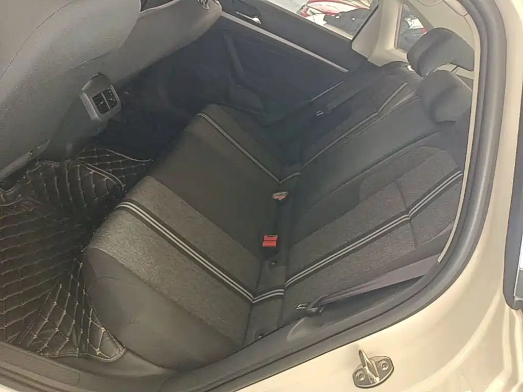 Volkswagen Lavida — миниатюра 17