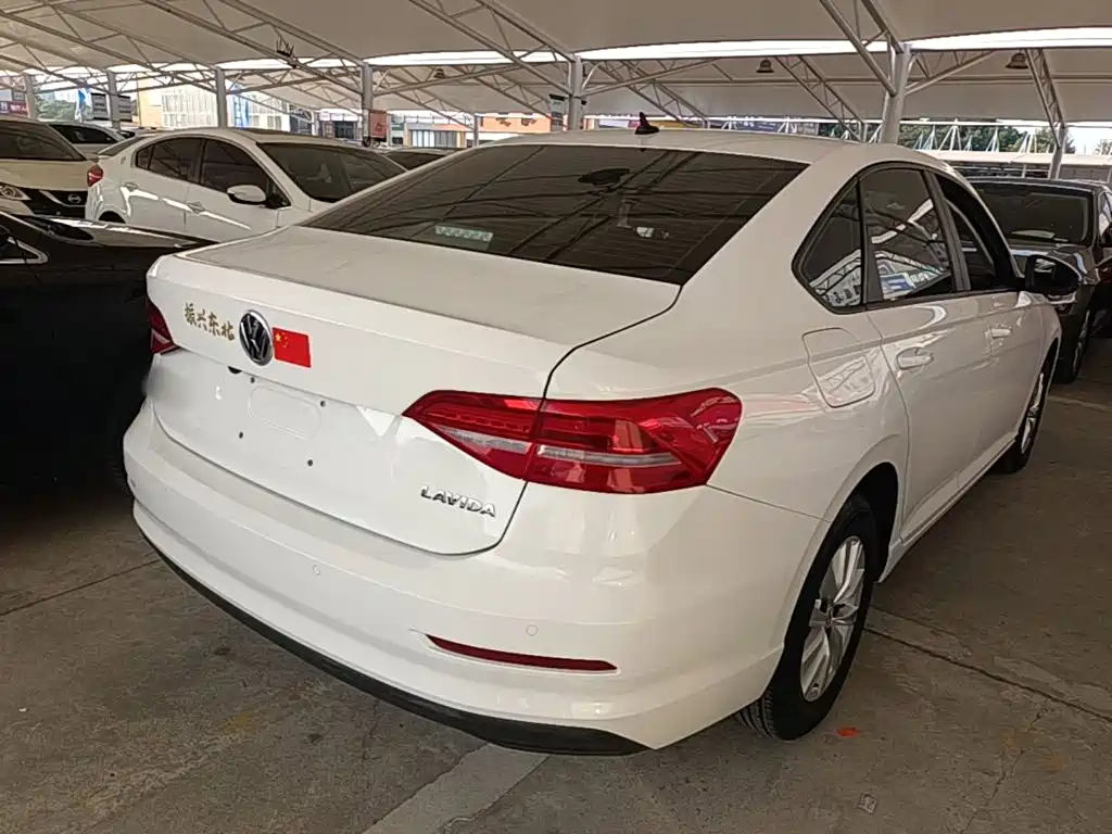 Volkswagen Lavida — миниатюра 7