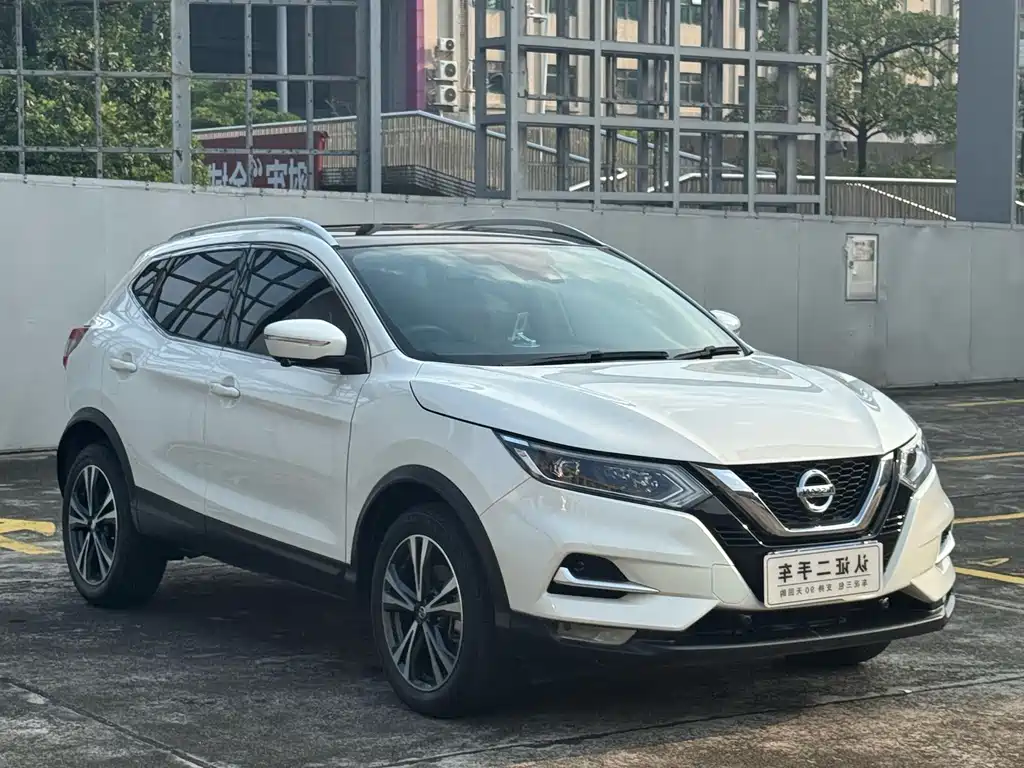 Nissan Qashqai — миниатюра 3