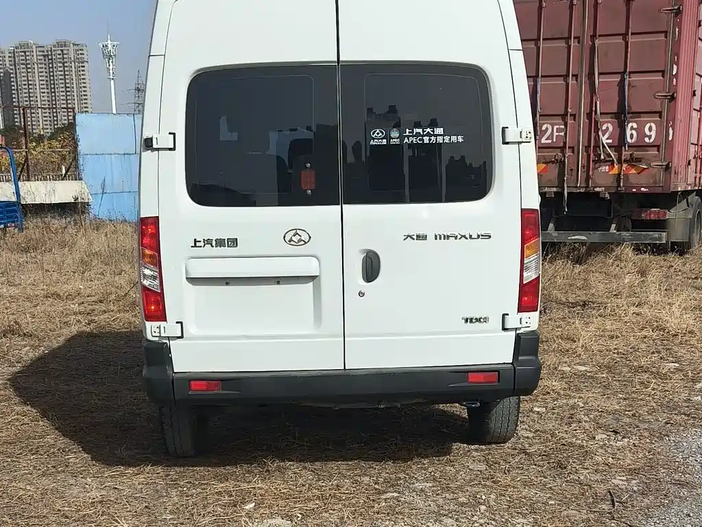 Maxus V80 2015 2.5T MT