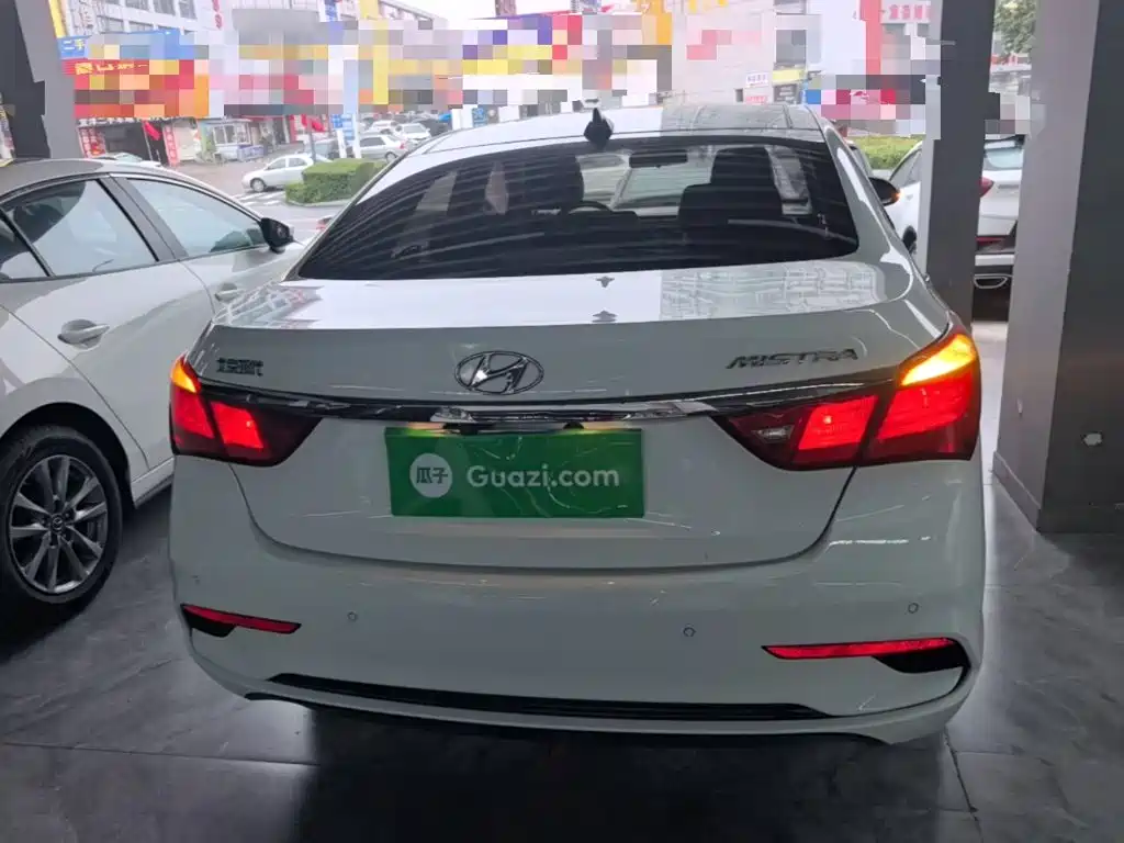 Hyundai Mistra — миниатюра 6