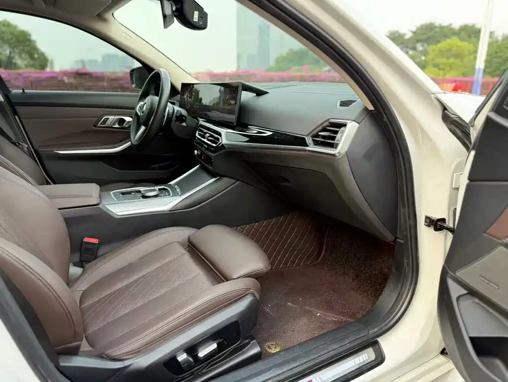 BMW 3 Series — миниатюра 4
