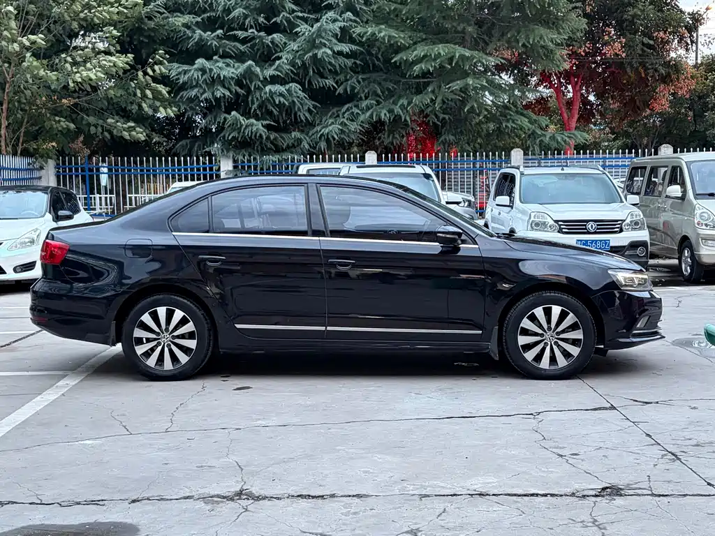 Volkswagen Sagitar — миниатюра 16