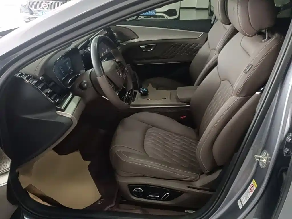 BYD Han — миниатюра 15