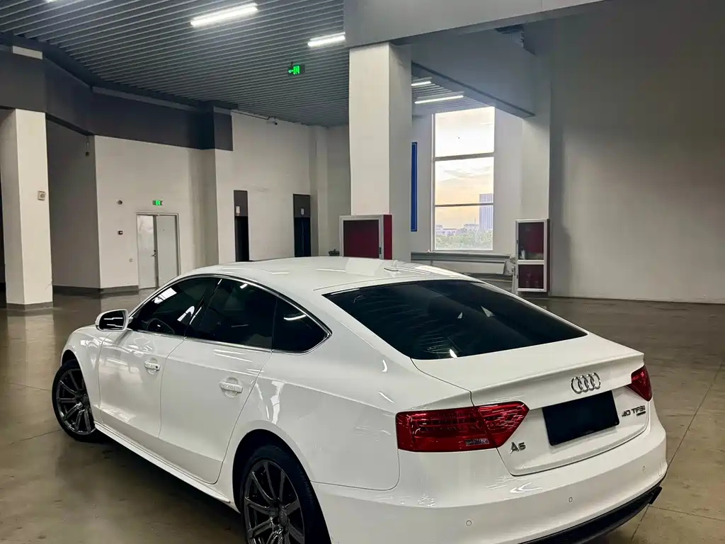 Audi A5 (Import) — миниатюра 11