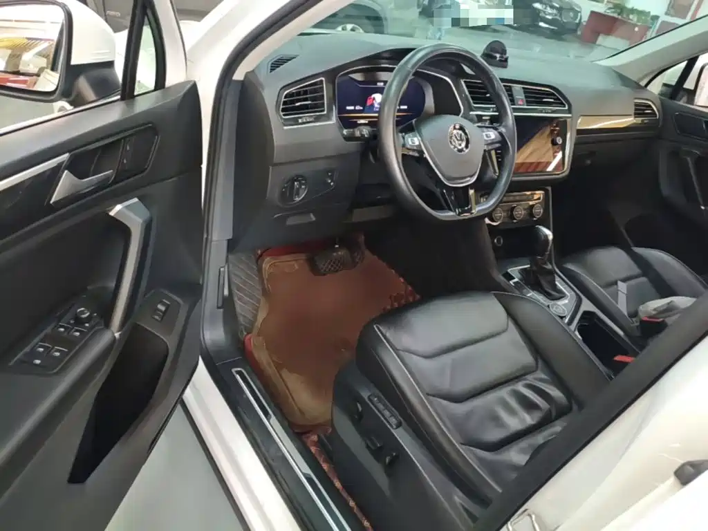 Volkswagen Tiguan — миниатюра 16