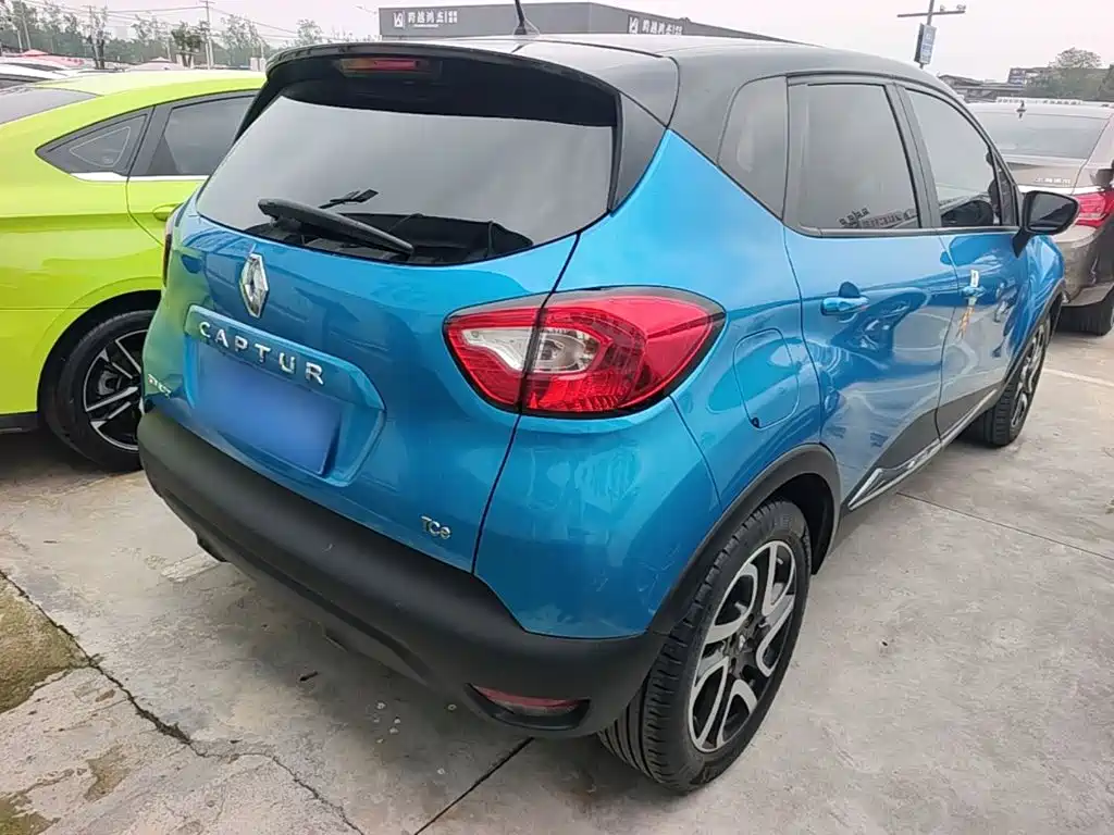 Renault Captur — миниатюра 7