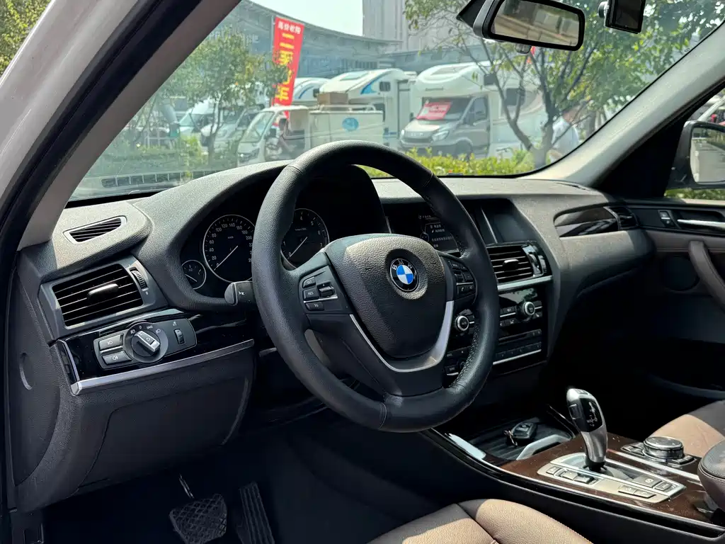 BMW X3 (Import) — миниатюра 11