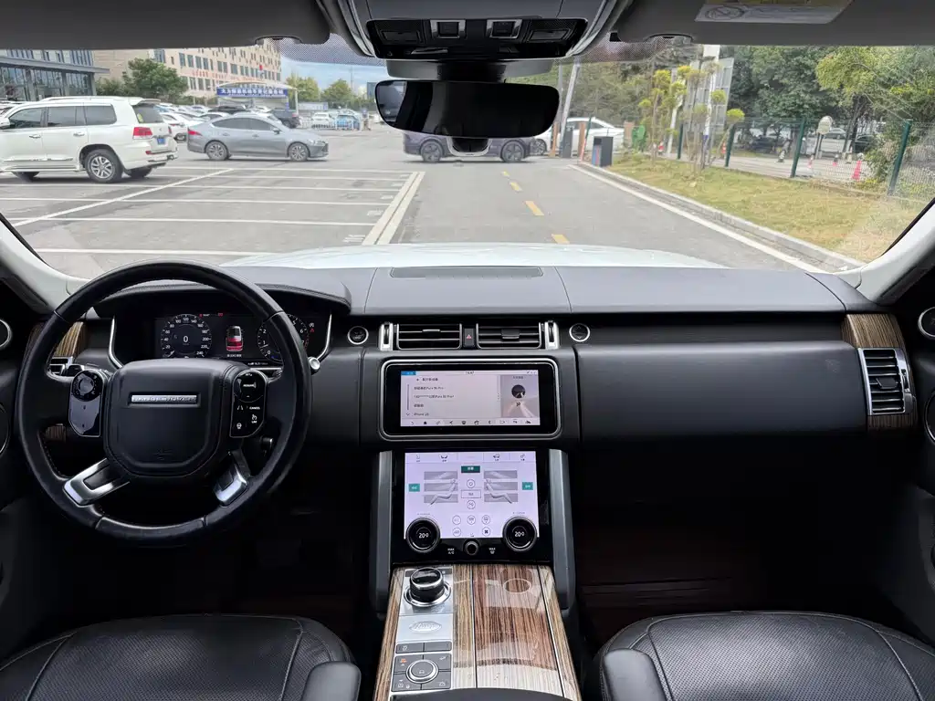 Land Rover Range Rover — миниатюра 19