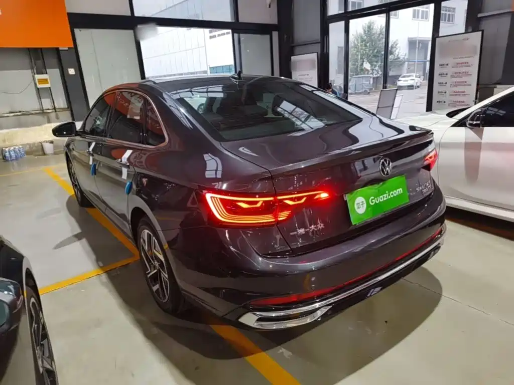 Volkswagen Sagitar — миниатюра 5
