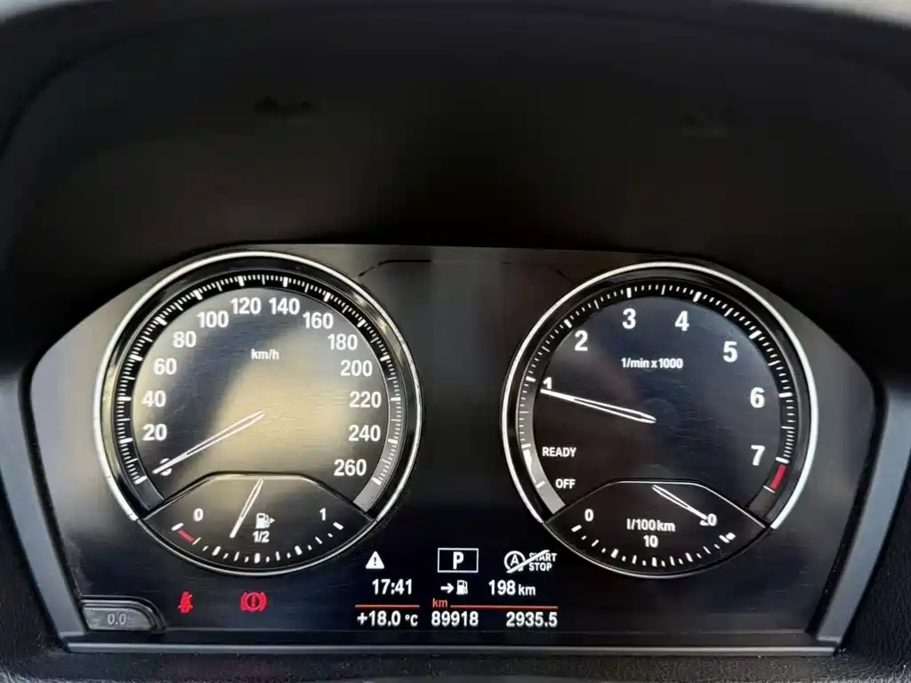 BMW 2 Series (Import) — миниатюра 11