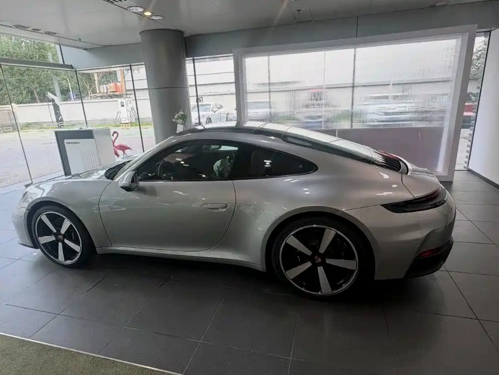 Porsche 911 — миниатюра 8