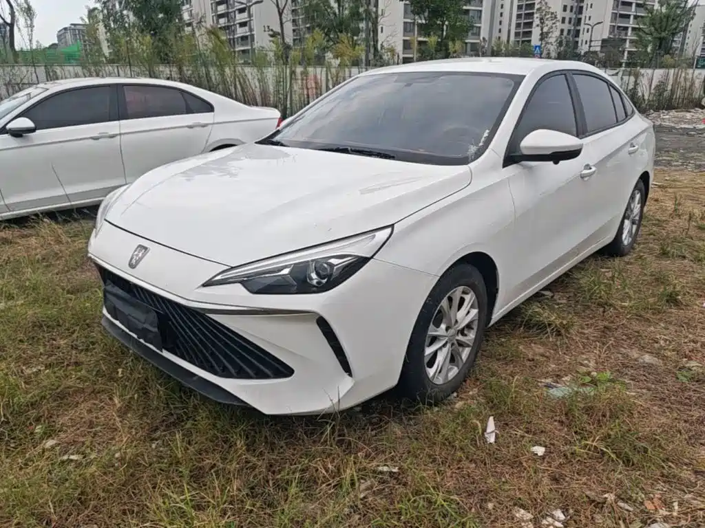 Roewe i5