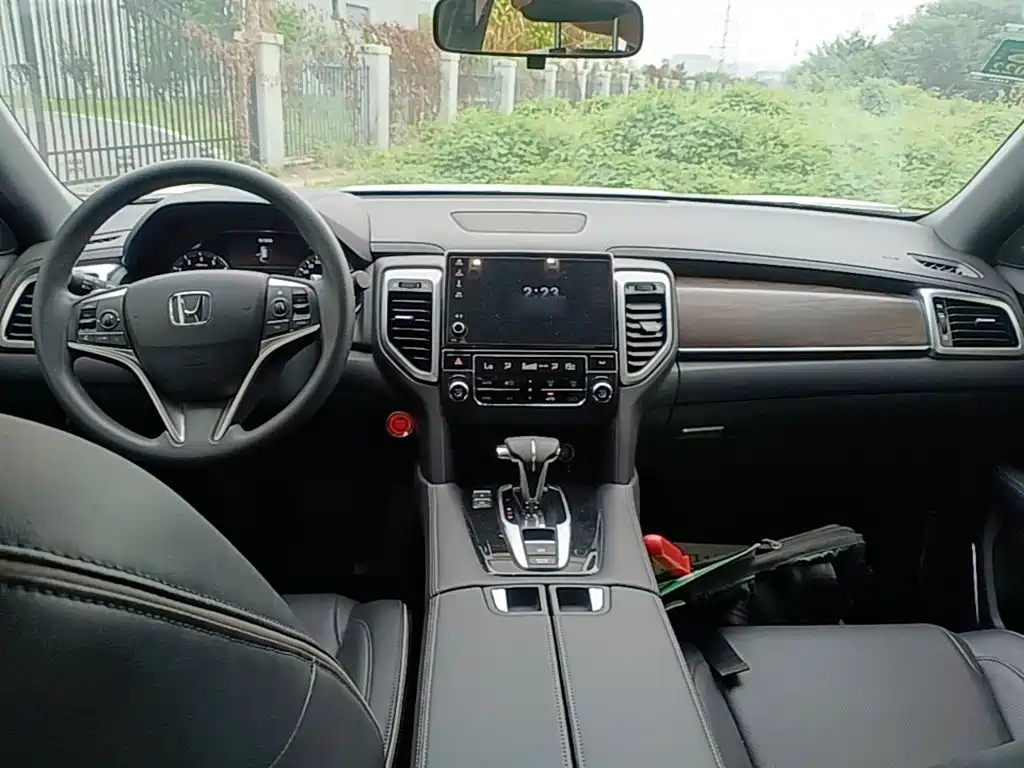 Honda UR-V — миниатюра 10