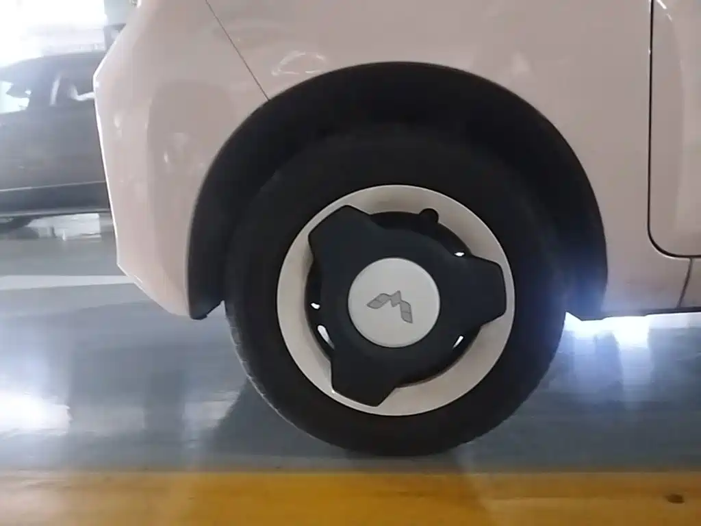 Wuling MINIEV — миниатюра 23