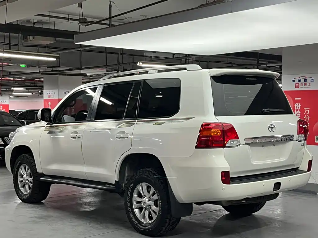 Toyota Land Cruiser 2015 4.0L V6