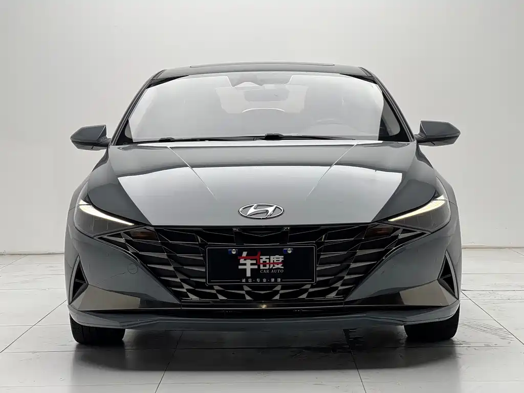 Hyundai Elantra — миниатюра 2
