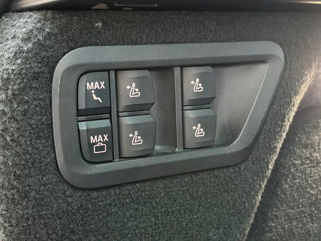 BMW X7 — миниатюра 14