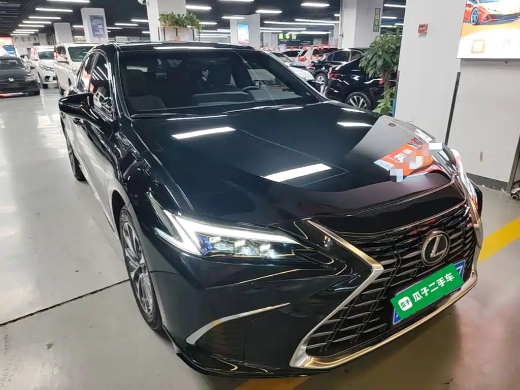 Lexus ES — миниатюра 4