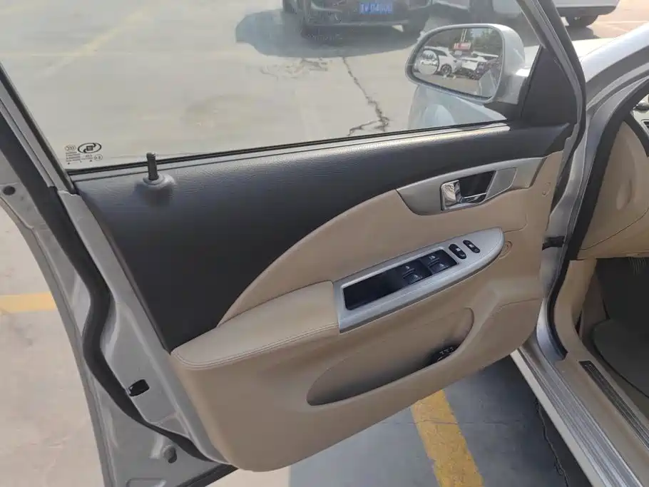 Buick Excelle — миниатюра 7